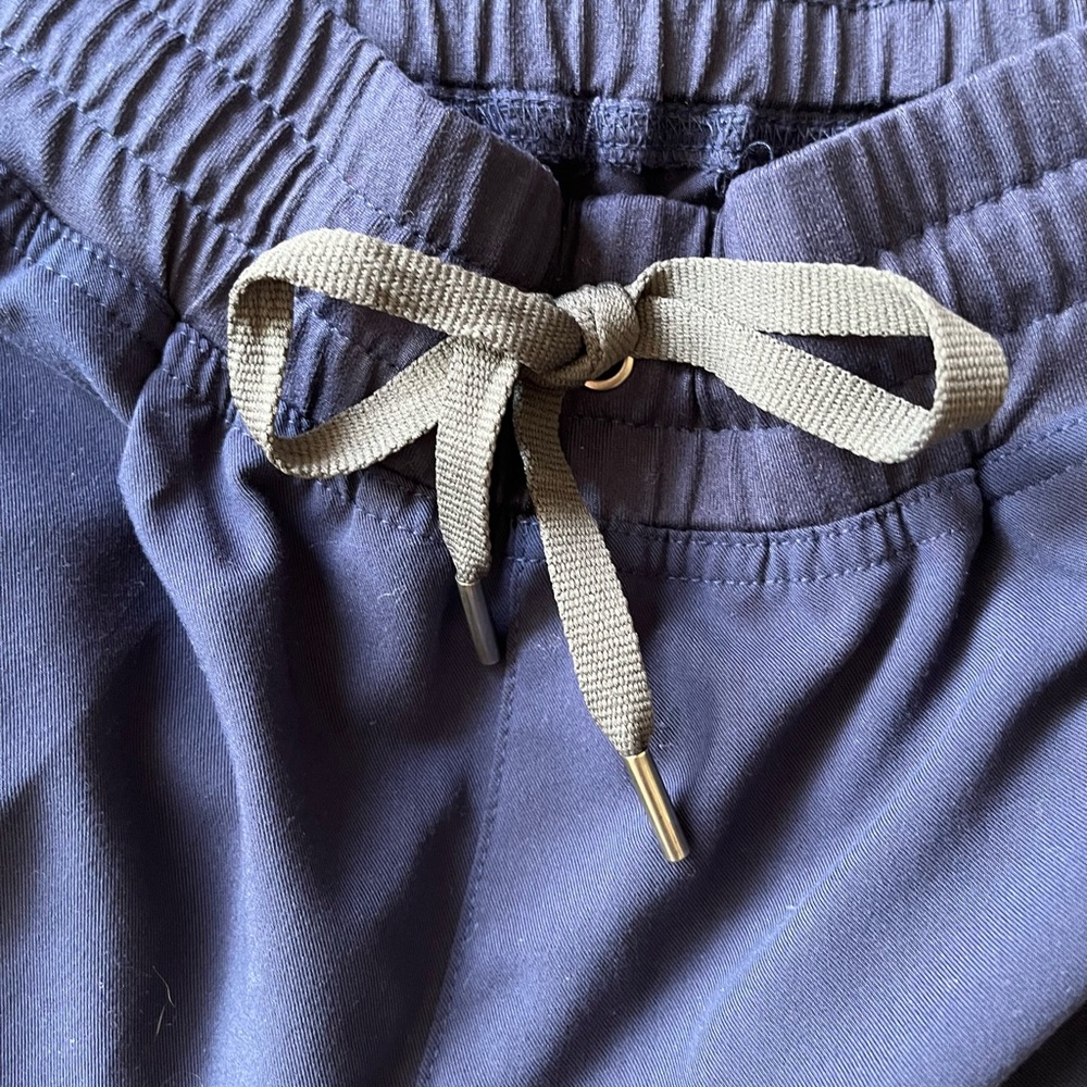 White Cross High Waisted/High Low Ankle Scrub Pant Navy - Picture 4 of 8